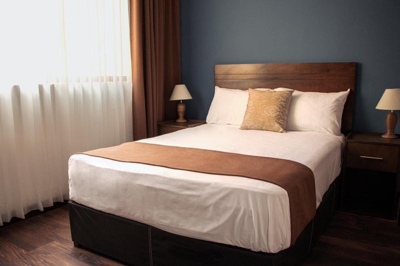 Отель Viamonte House Boutique Леон Экстерьер фото