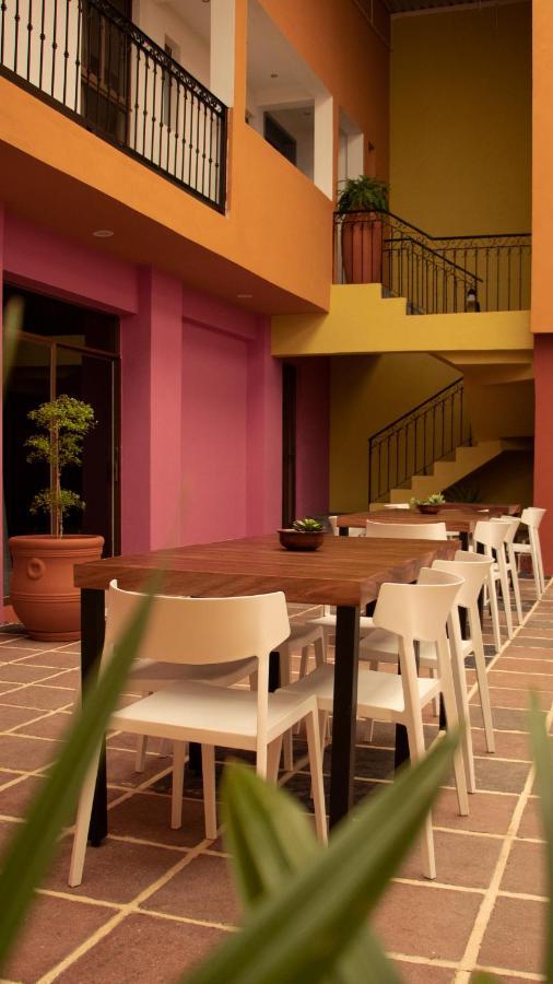 Отель Viamonte House Boutique Леон Экстерьер фото