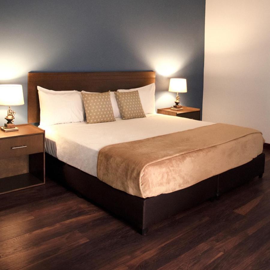 Отель Viamonte House Boutique Леон Экстерьер фото