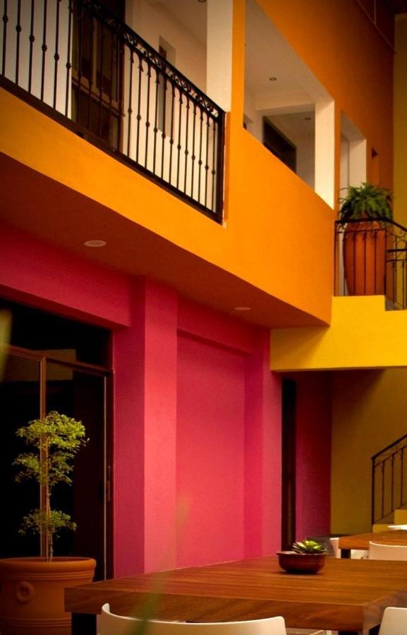 Отель Viamonte House Boutique Леон Экстерьер фото